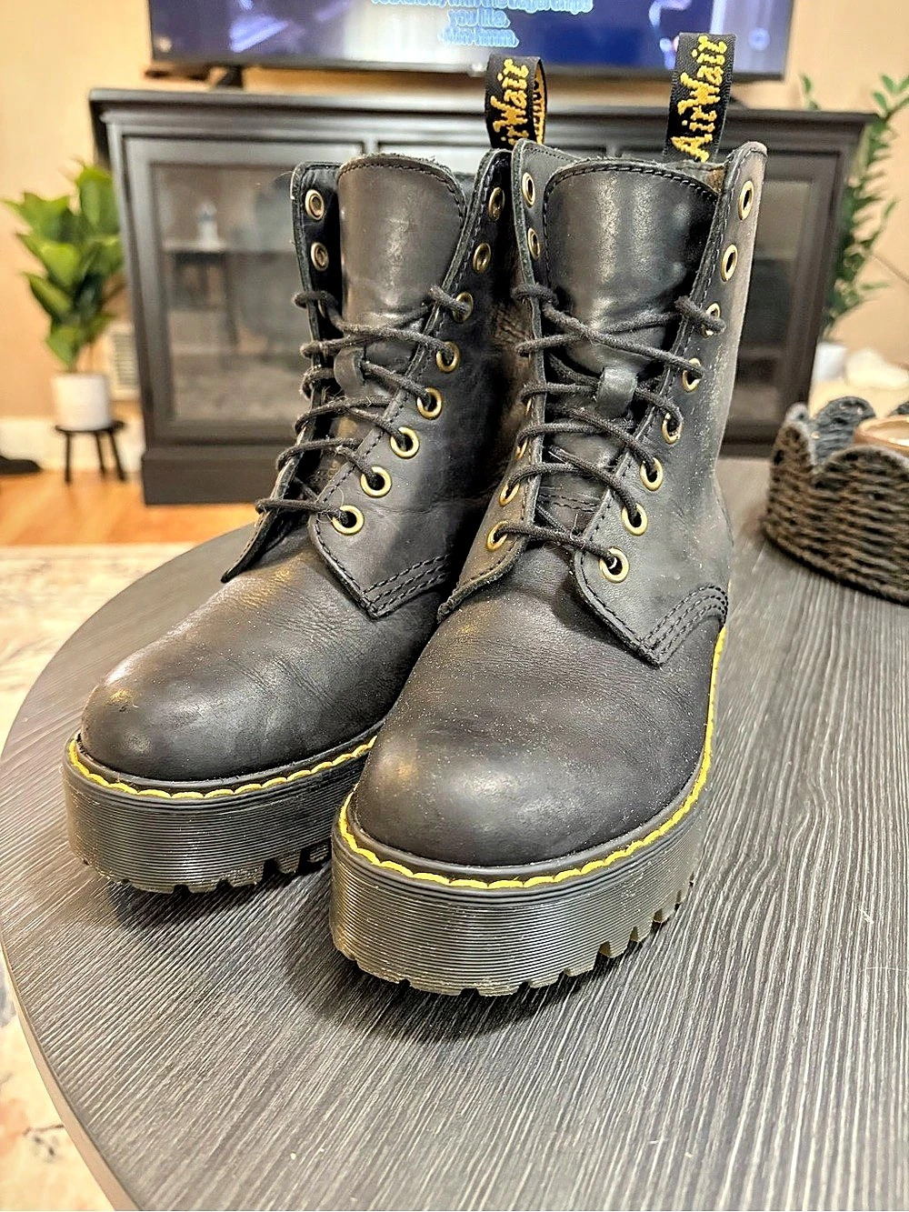 Dr. Martens Women's Shriver Hi